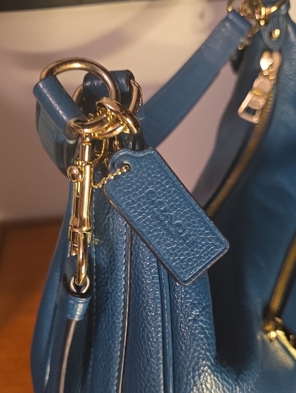 Coach Hadley  Teal Blue Hobo Shoulder / Crossbody - Picture 5 of 12